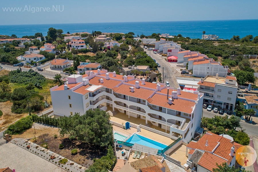 Algarve appartement voor 5 personen met zwembad en aan zee
