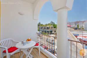 Balkon op het zuiden. Ook heerlijk voor overwinteren in de Algarve